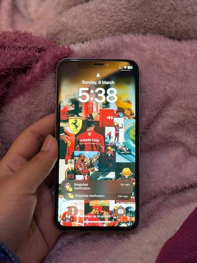 White back iphone Xs