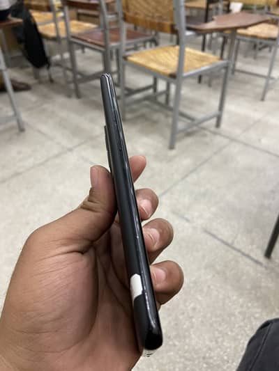 OnePlus 9 (8GB RAM / 256GB Storage) – Online Approved