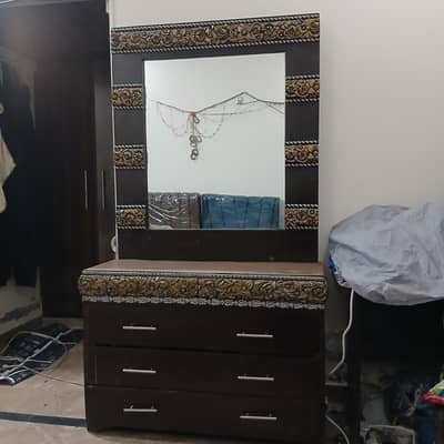 Dressing Table for sale (Urgent)
