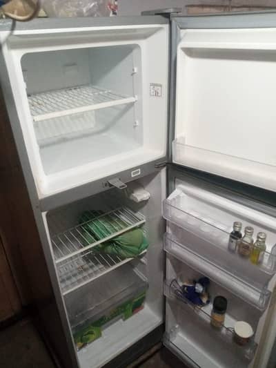 refrigerator dawlance