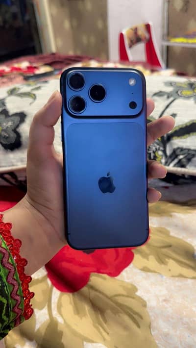 iphone 17pro max box pack, charger cable ,  battery health 100