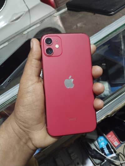 I phone 11 all ok phone haii 03116479141 Whatsapp