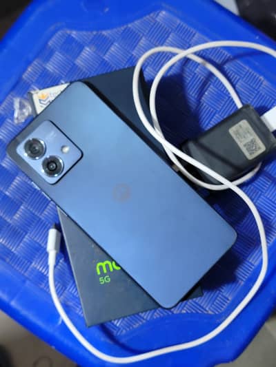 Moto G84 5G Complete Box Approved 12/256