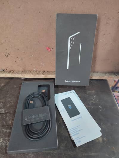 Samsung s25Ultra Brand New JV box open