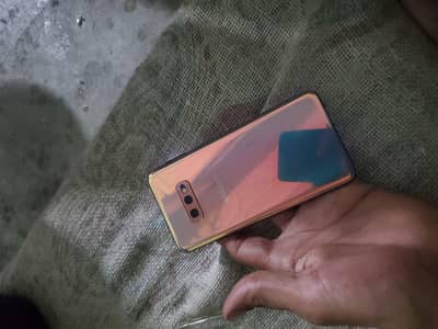 Samsung Galaxy s10 e