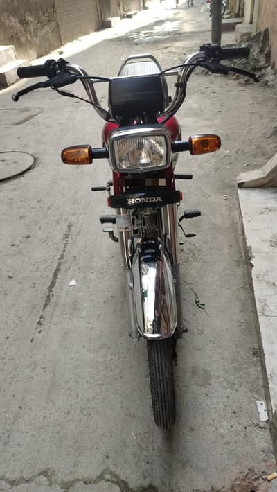 Honda cd 70 16500 chali huwa ha all documents clen