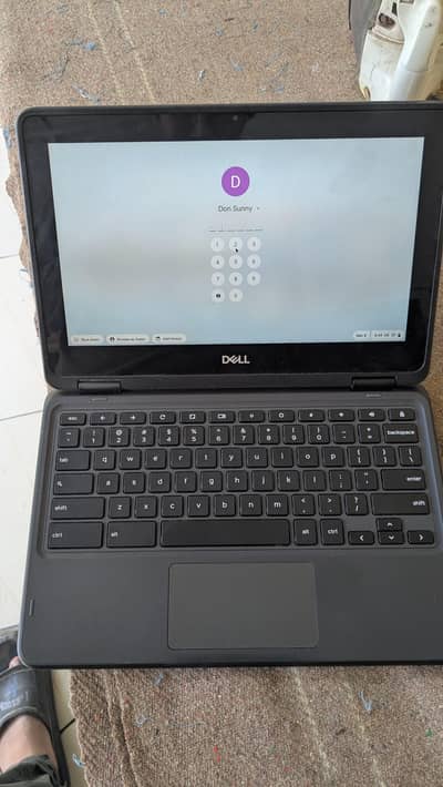 Touch screen chrome book