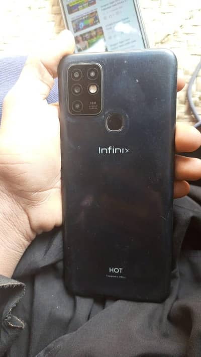 infinex hot 10 4/128.  PTA approved