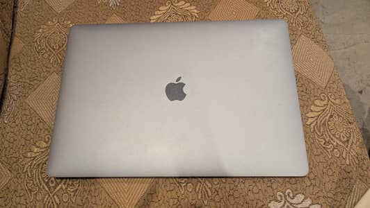 MacBook pro 2019 32GB /1TB