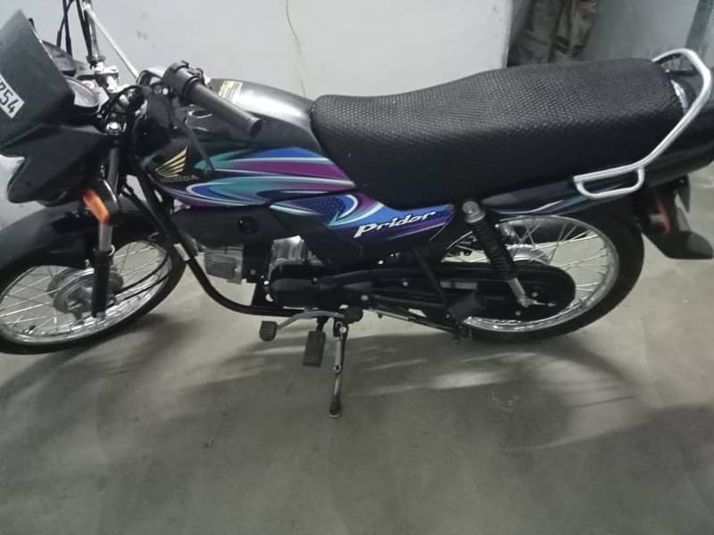 پرائڈر ہونڈا 100 سی سی برائے فروخت 2
