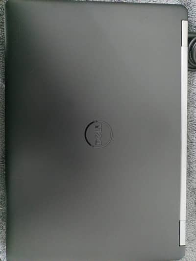 Dell latitude 5470 Cor i7 6 gen heaven machine  hq ssd No:03046916382