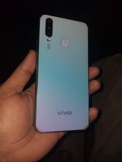 vivo y17