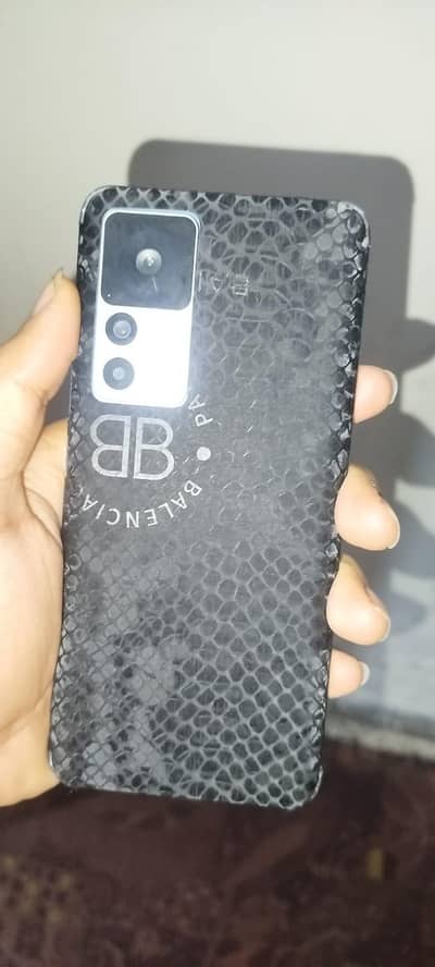 Xiaomi 12t pubg 90fps 8 256gb 5g  My WhatsApp number 03249510438