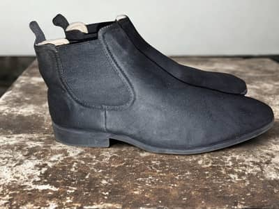 Suede Chelsea boots