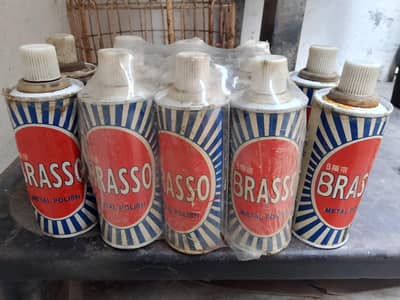 Brasso metal polish