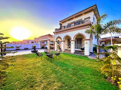 Luxurious 32 Marla Fully Furnished Villa Near Masjid & Commercial