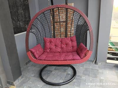 Two seater hanging jhoola