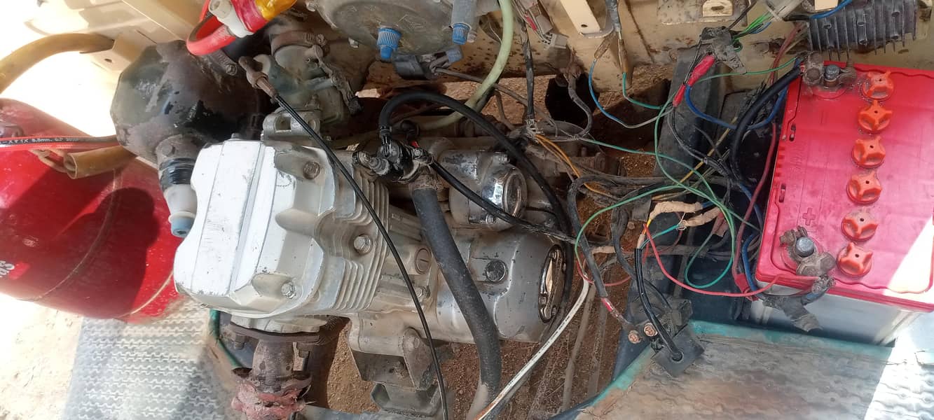 سازگار رکشہ 2019 ماڈل برائے فروخت – اچھی کنڈیشن 4