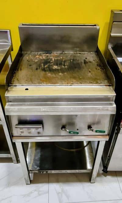 Hot Plate And Plastic Sofa Sets