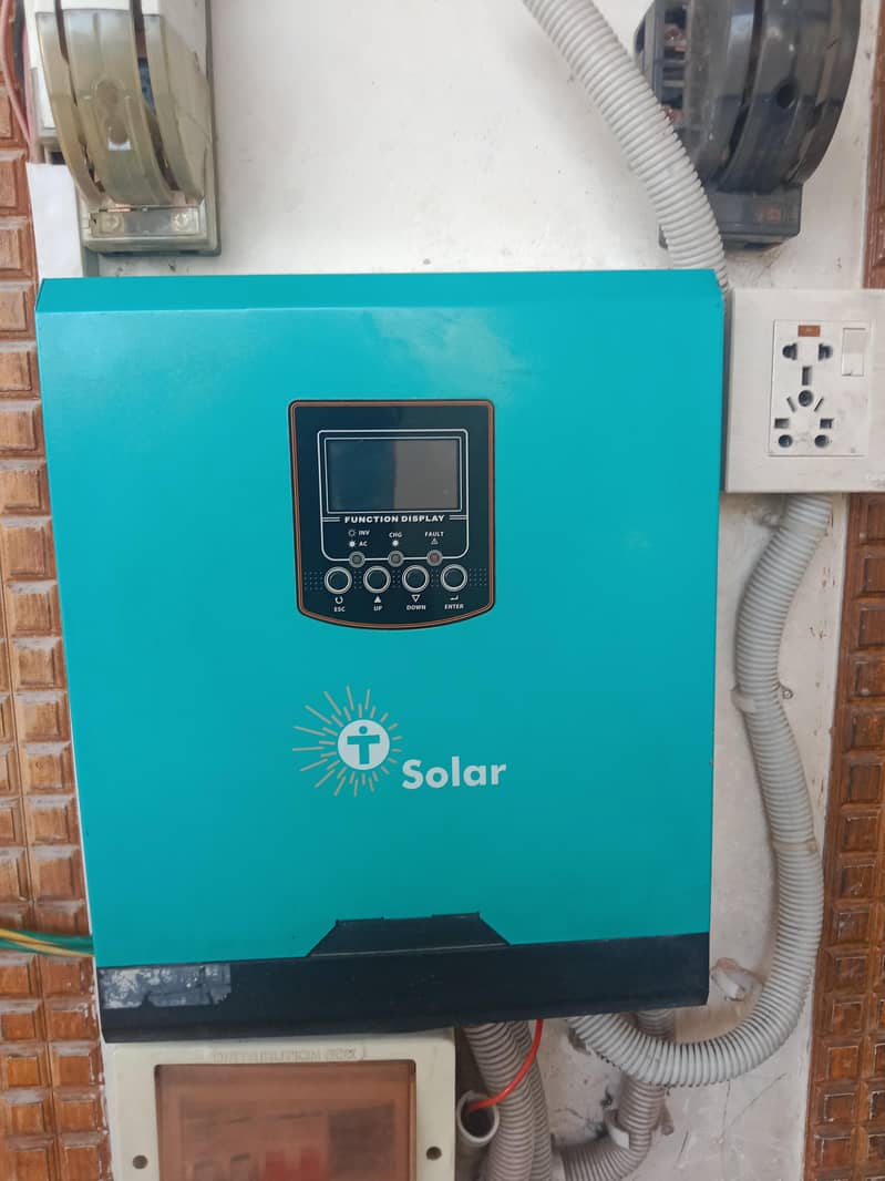 تین کے وی اے سولر انورٹر ہے ڈبل بیٹری  والا انورٹر ہے 3