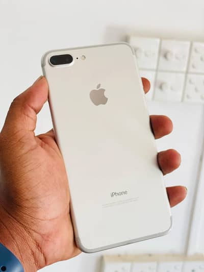 Iphone 7puls 128 GB my WhatsApp number 0329-38-19-821