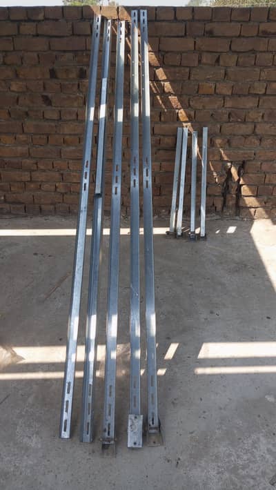 illuminium solar stand (second hand/10months used).