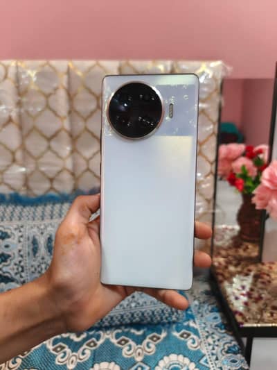 Tecno Spark 20 Pro Plus 8 256 gb Just Minor Dpt