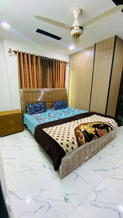 One bed apartment per day available Gulbarga green Islamabad