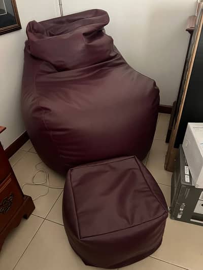 Leatherite bean bag + foot rest, sparingly used, very good condition