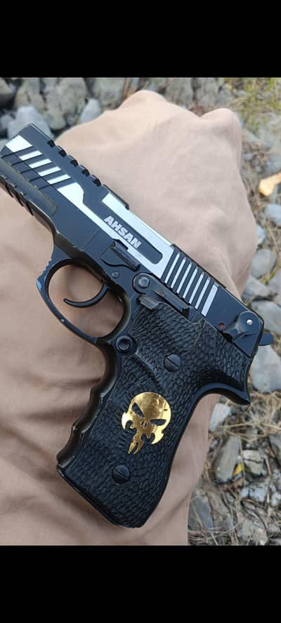 achi petal hy rakhnay ky  1mahenay palay banwae hy good condition my h