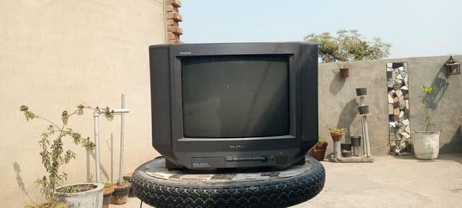 Sony Trinitron 21 Inch TV – Good Condition