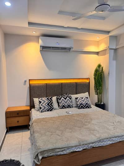 Per day 1bed ROM full furnished apartments safe and scour 100%coupe allow