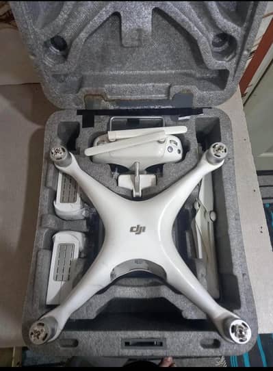 Drone DJI phantom 4 pro