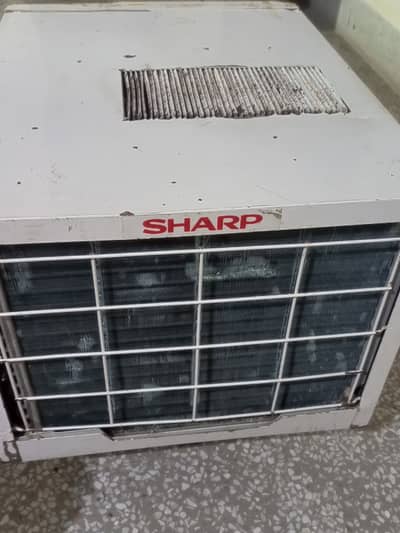 GREE window AC  used 1 year