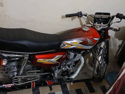 Honda 125 with good condition model 23