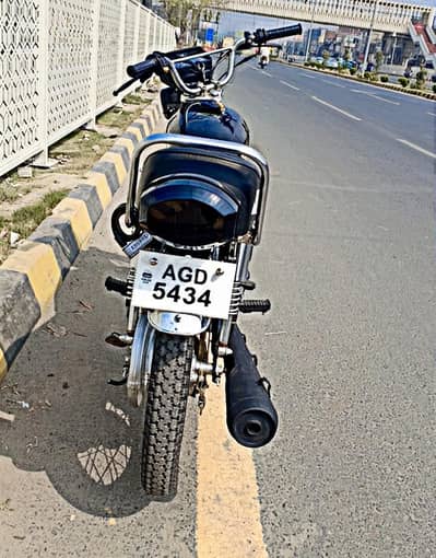 CG Honda 125 Genuine black colour For Sale