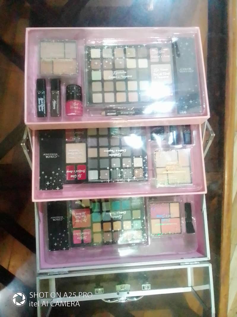 makeup box 0