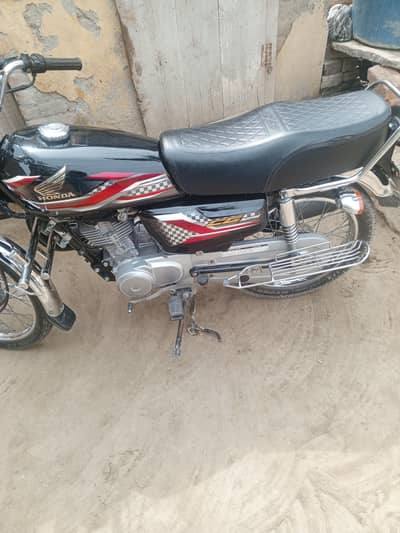 Honda CG 125 2024 model All documents Punjab number for sale