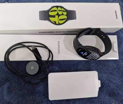 Samsung watch new condition LTE 44mm smart watch