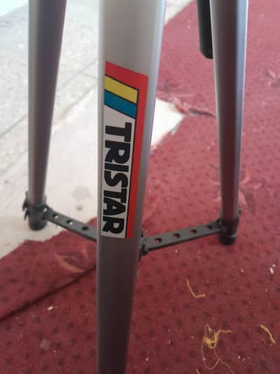 camera stand brand TriStar