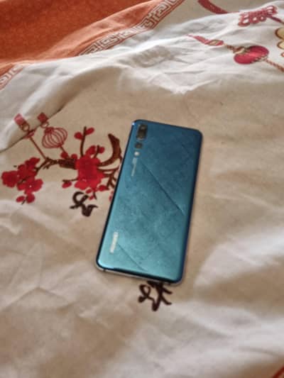 Huawei P20 pro 6,128 gb Flagship