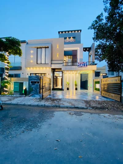 10 MARLA LUXURY HOUSE F0R SALE IN HUSSAIN EXT BAHRIA T0WN LAHORE