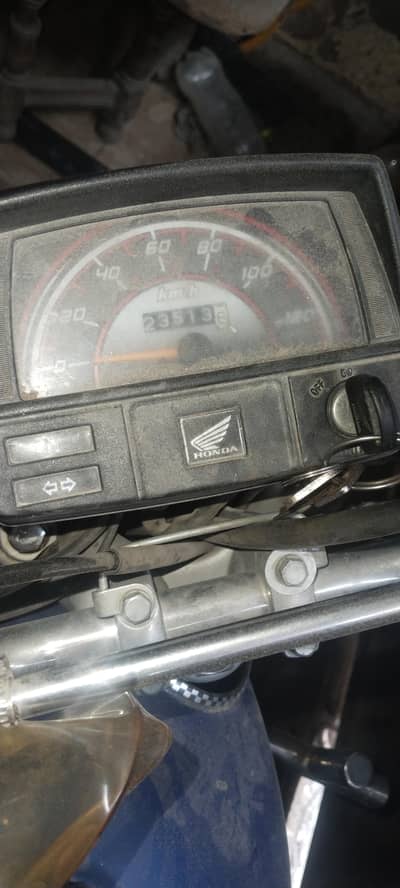 Honda CD 70 2024 MODEL