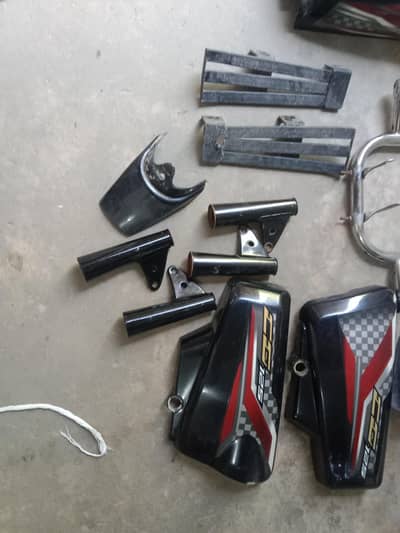 Honda 125 spares Wah cantt  03038000235