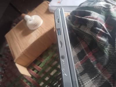 Lenovo 100e 4gb 32gb