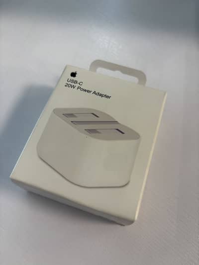 Apple 20W USB-C Charger (Sealed Box) – NFC Tag Verified