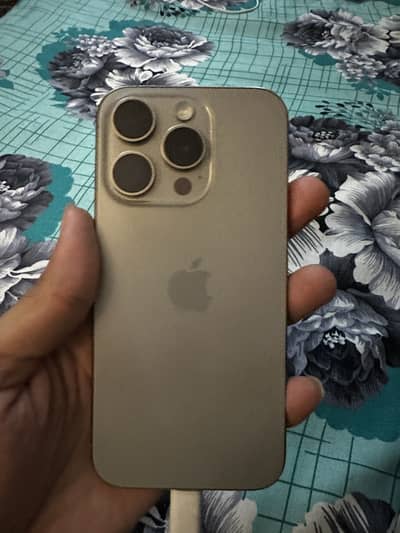 IPhone 15 Pro Dot Panel