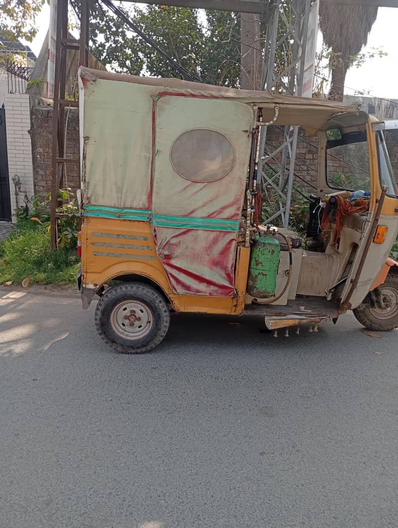 auto rickshaw 1