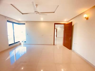 Zaraj Housing Society Islamabad 14 Marla Upper Portion Available For Rent