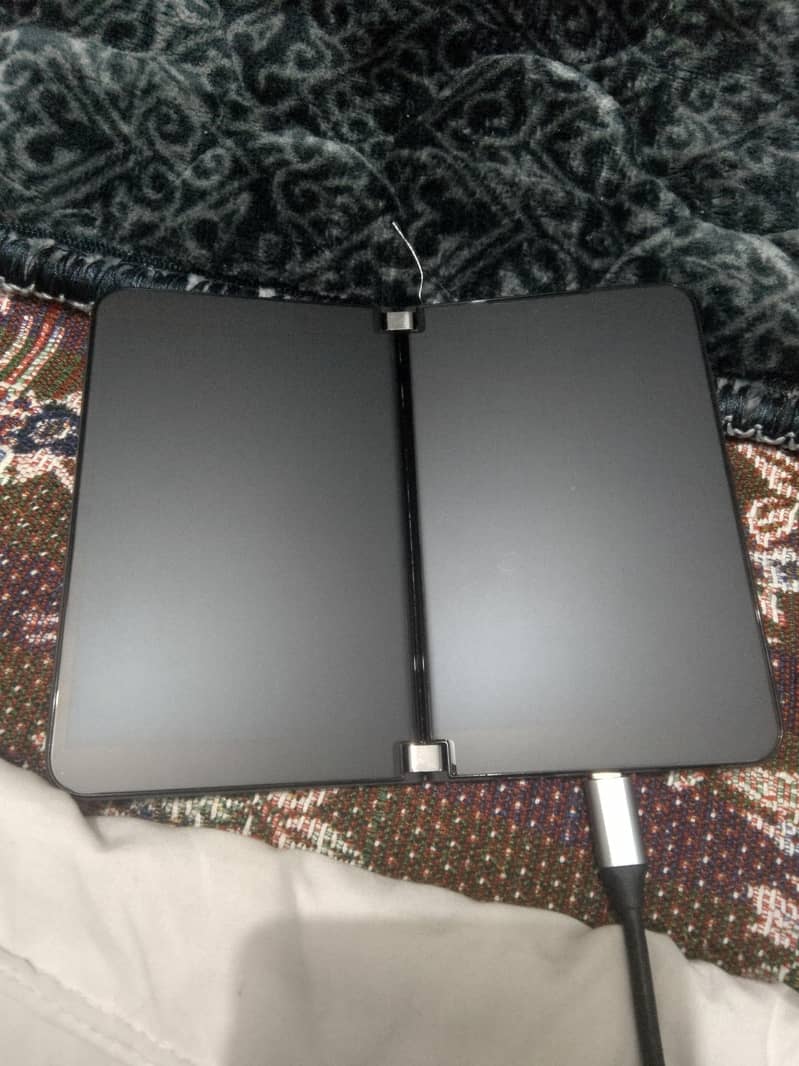 Microsoft  surface duo2 7